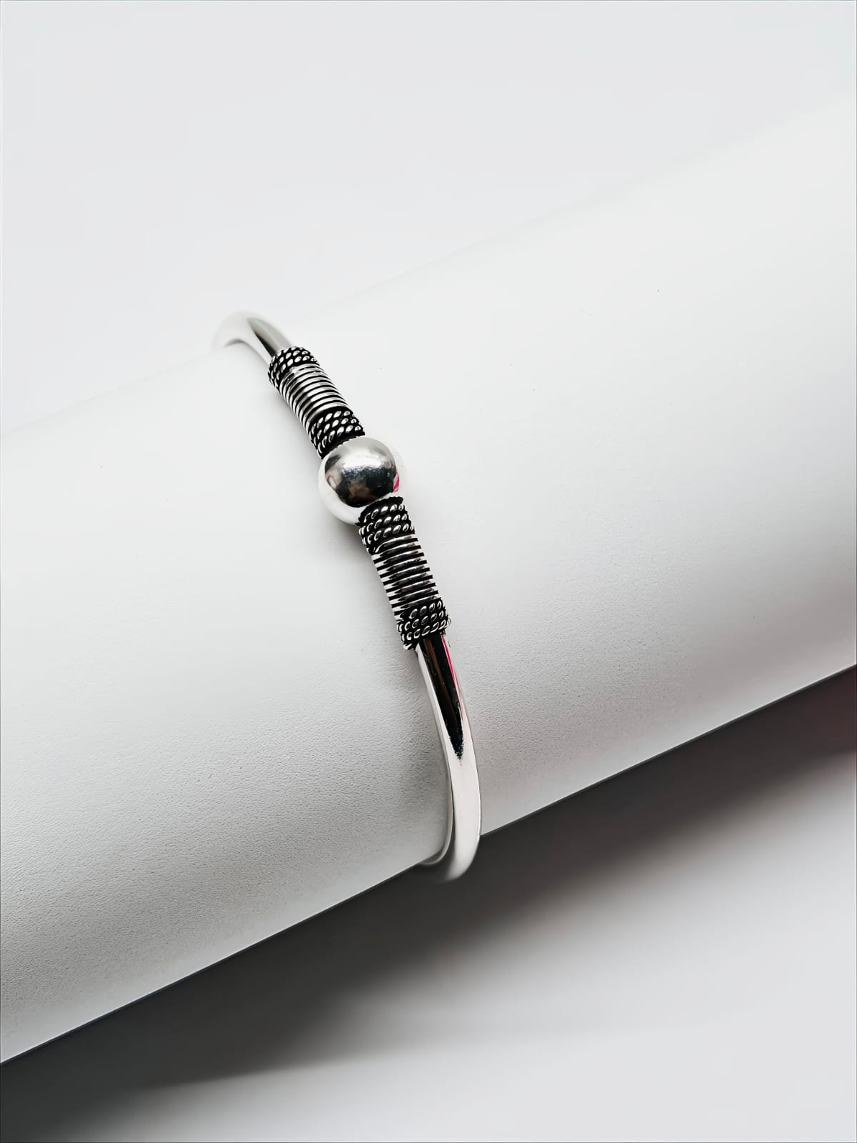 Bold Orbit Silver Kada by SilvSaga