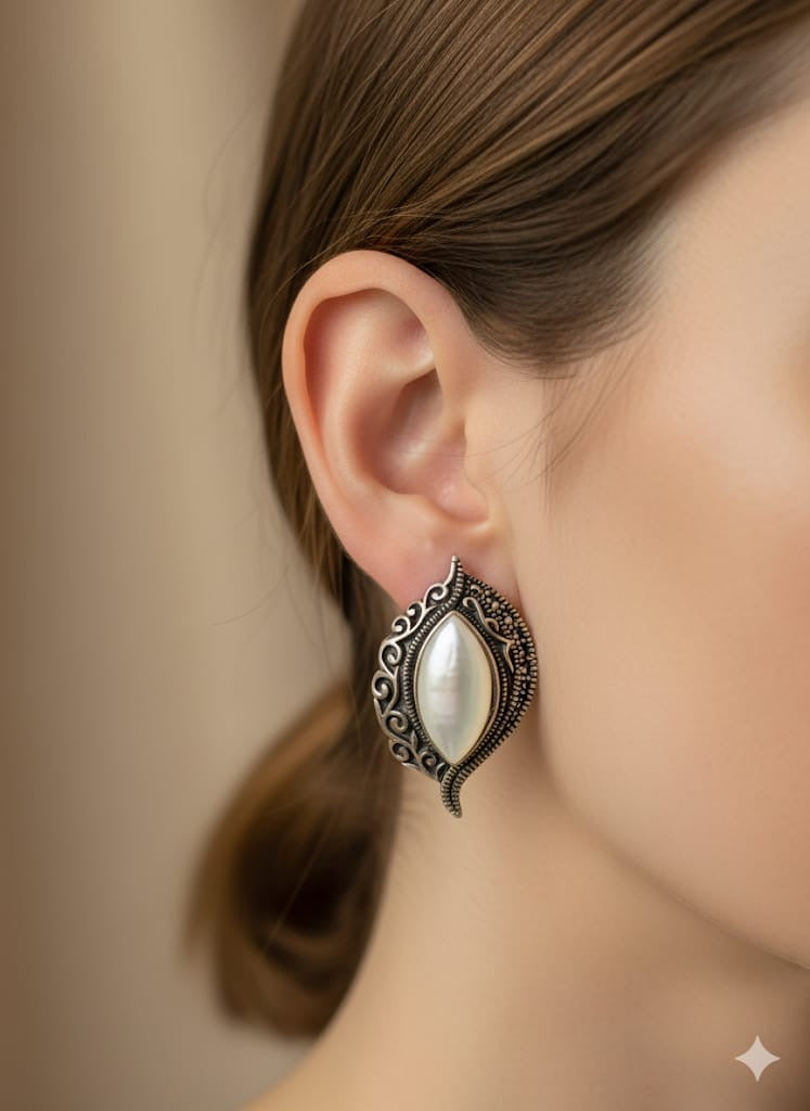 Antique Silver Leaf Design Earrings with Mother of Pearl Stone by SilvSaga