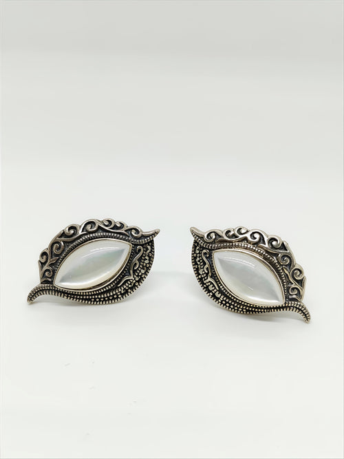 Antique Silver Leaf Design Earrings with Mother of Pearl Stone by SilvSaga